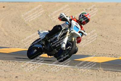 media/Oct-21-2024-Moto Forza (Mon) [[0d67646773]]/B Group/Session 4 (Turn 12)/